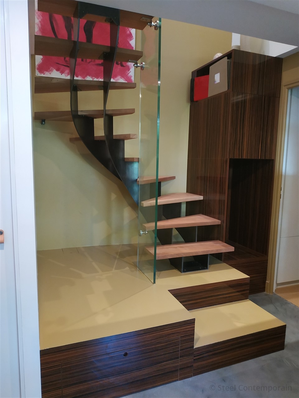 Escalier design bois métal et garde corps verre