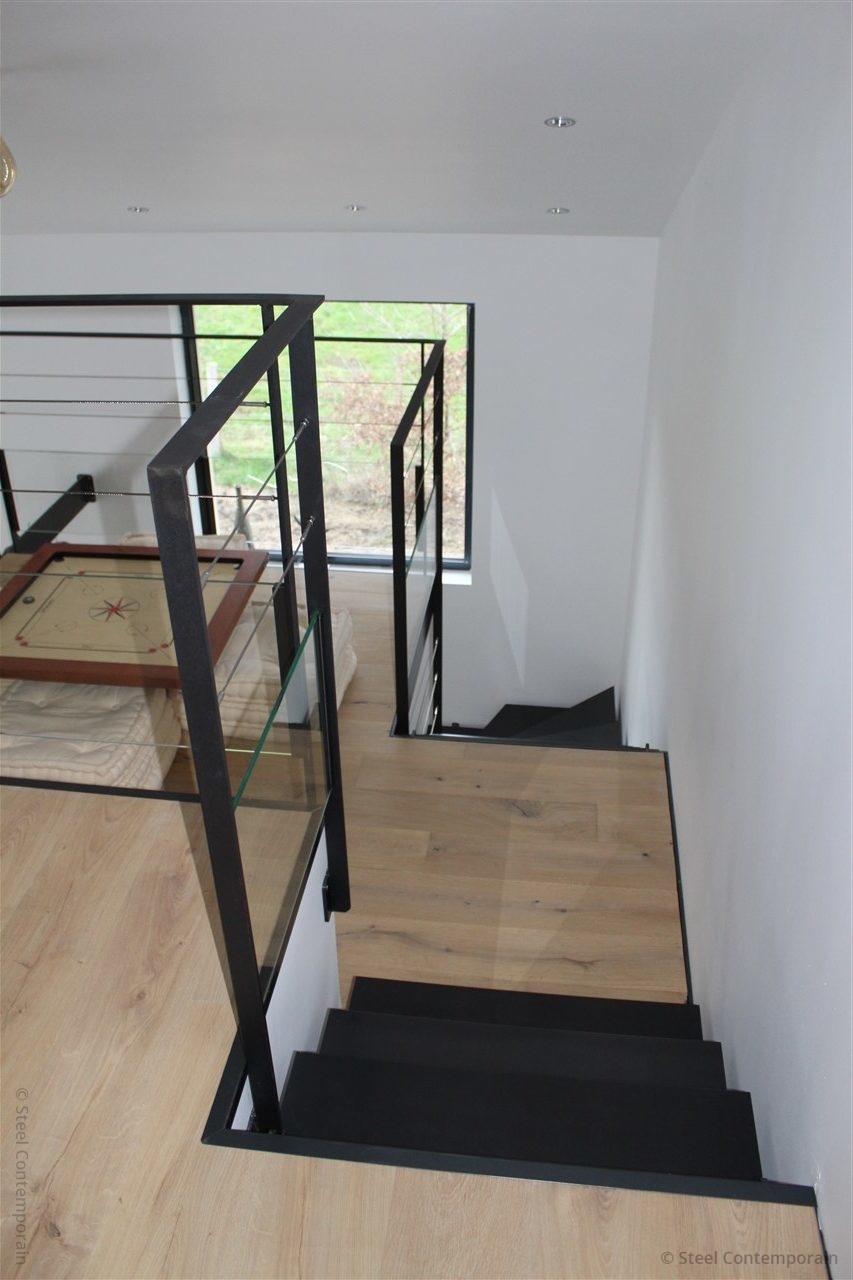 Escalier demi tournant design métallique 2019 | Steel Contemporain