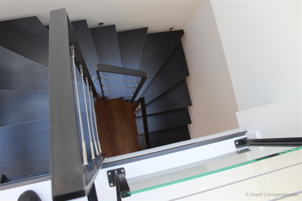 Escalier demi tournant acier design 2019