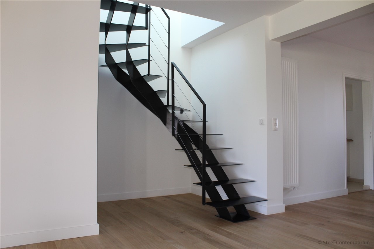 Escalier demi tournant acier design 2019