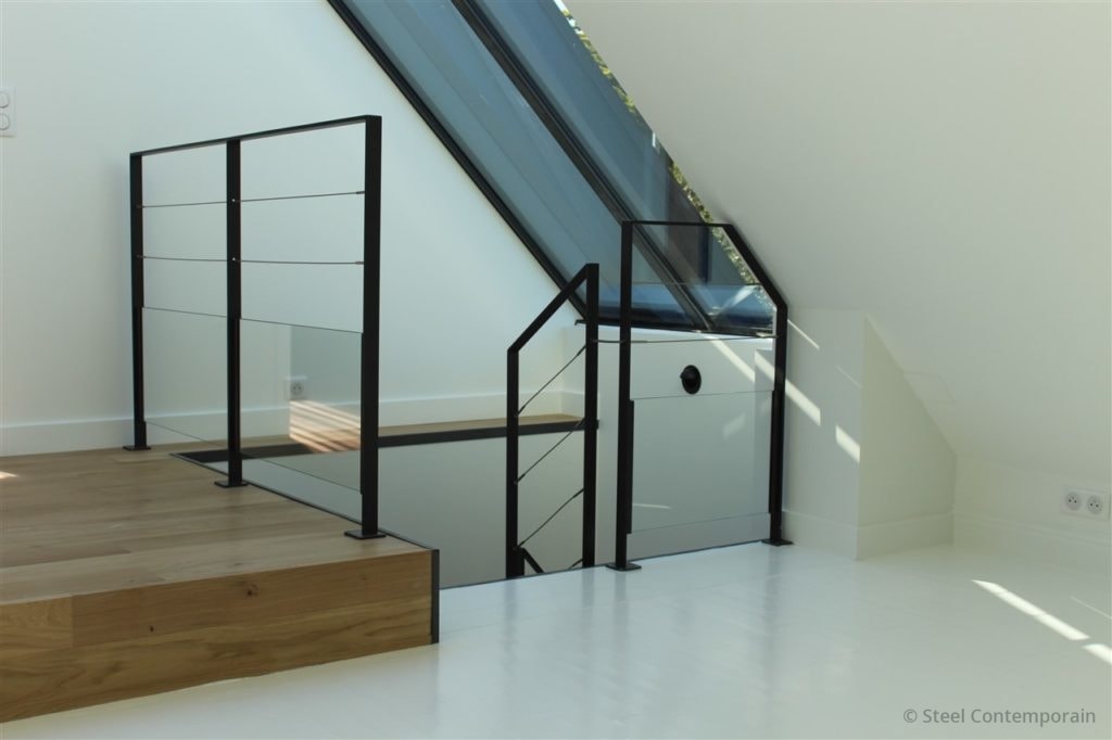 Escalier demi tournant acier design 2019